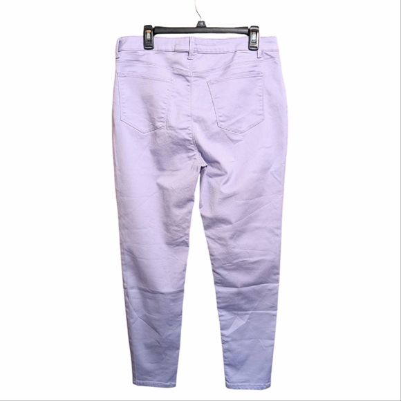 Design Lab lavender ankle jeans - Picture 2 of 4